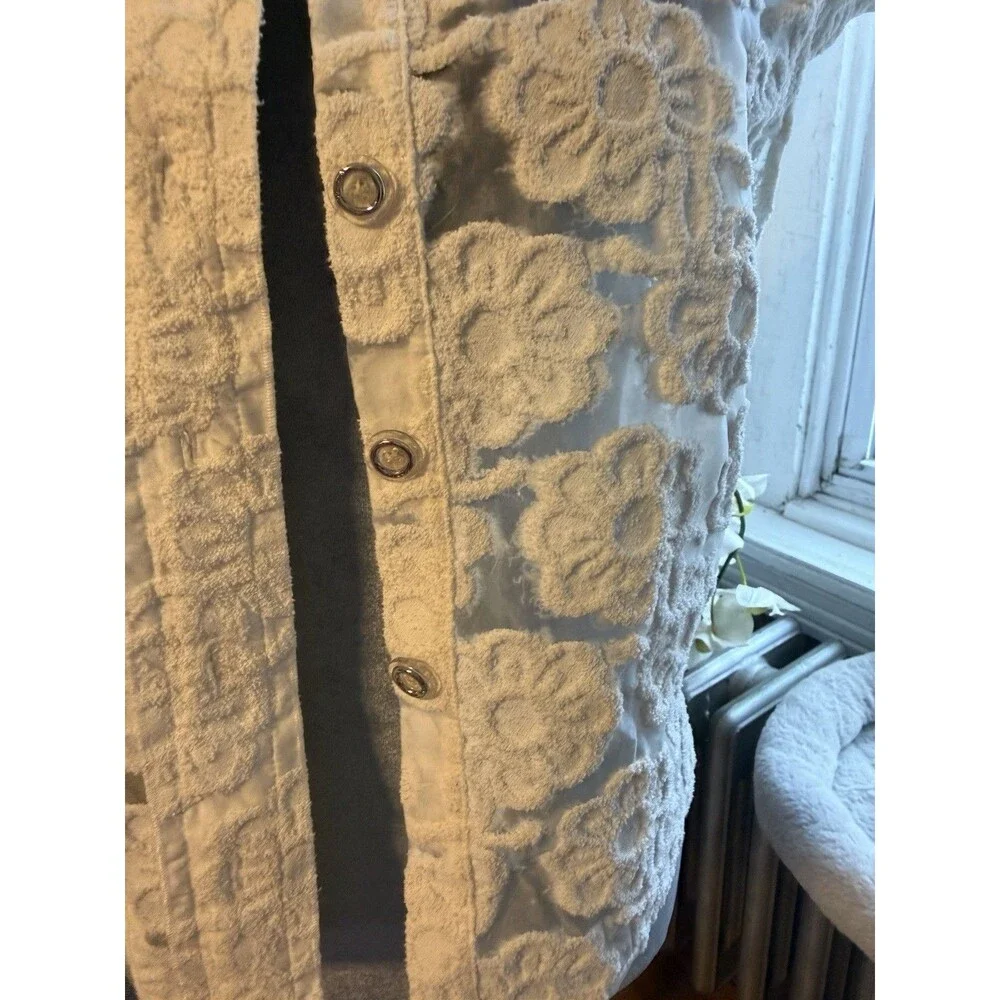 CHANEL Cotton Flocked Top  White Boucle Camelia C 2009 Jacket/Top. Size 40